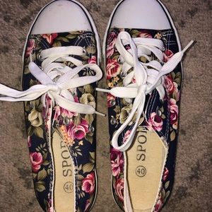 Copy Cat Floral Convers